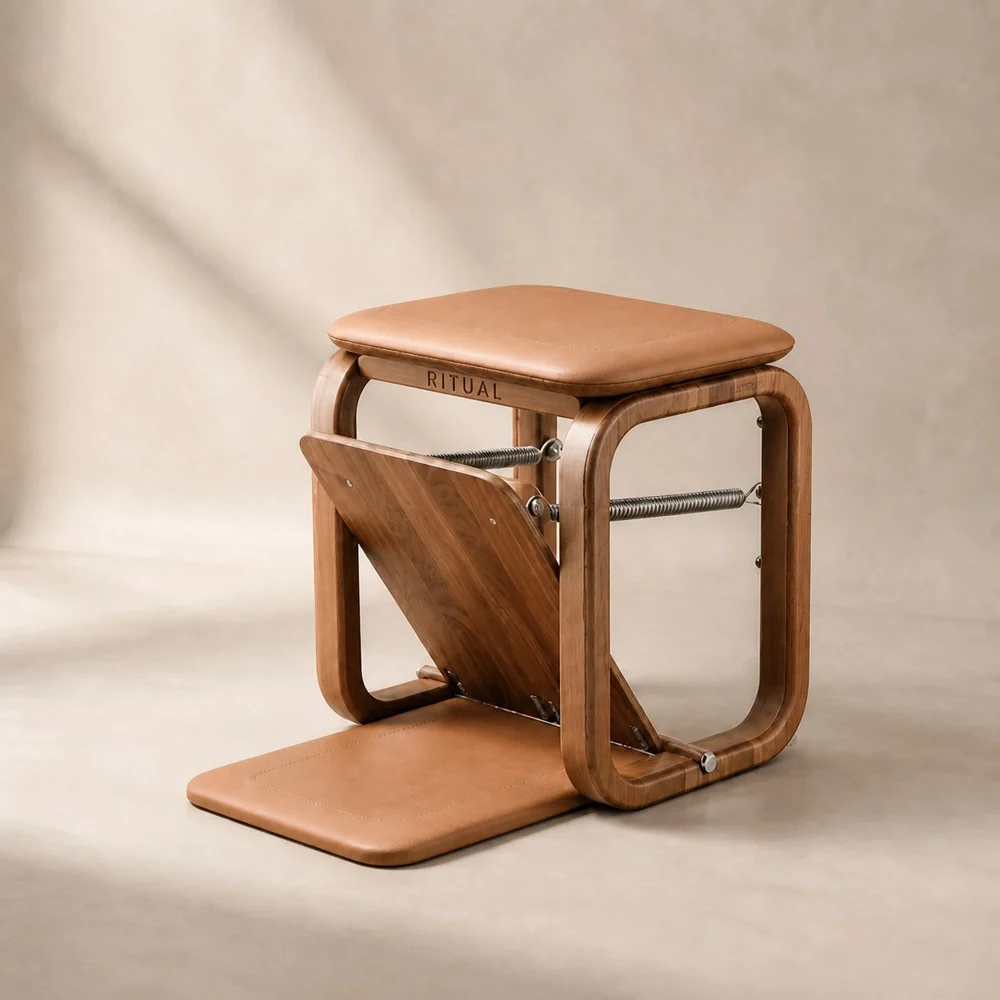 FlowRitual Chair — Cadeira de Pilates em nogueira